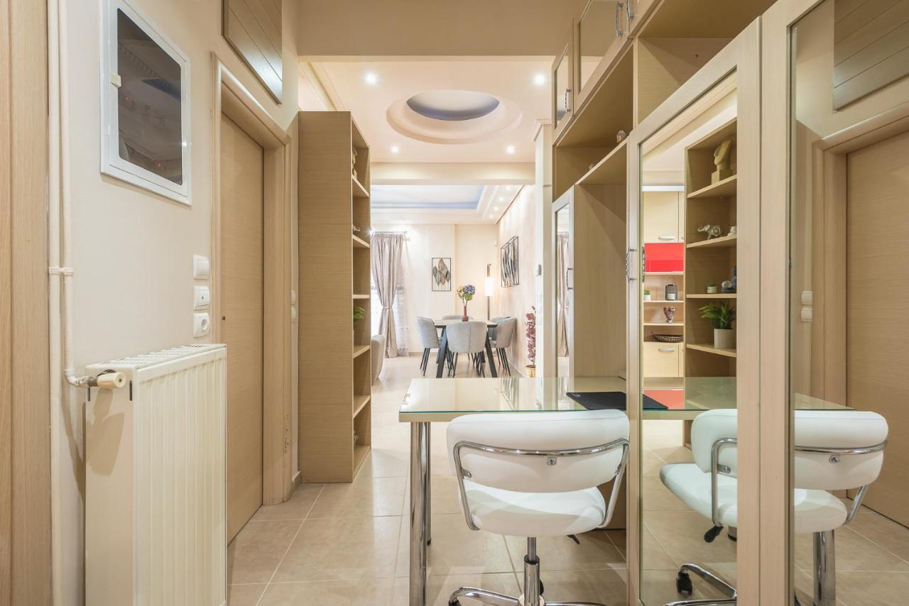 Lighthouse Apartment In The Heart Of Athens Atenas Exterior foto